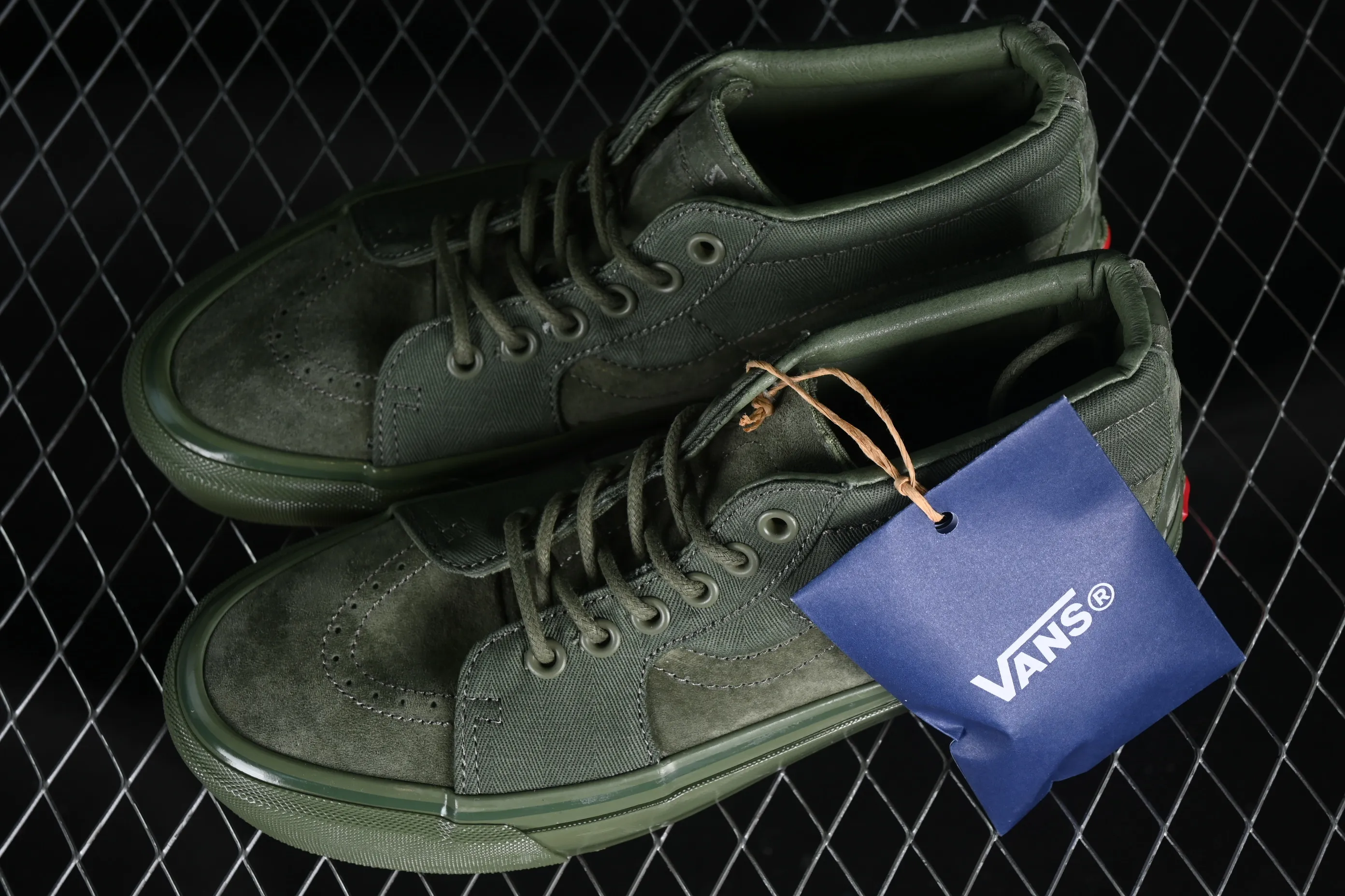 All Categories Vans Vans Series Vans Mid Vans China Vans TDC Sk8-Mid Reissue 83 Mg 2024 Spring and Summer Limited Edition Low-top Casual Sneakers VN000E7JAMB
